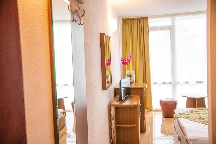 Hotel Mures Saturn Exterior photo